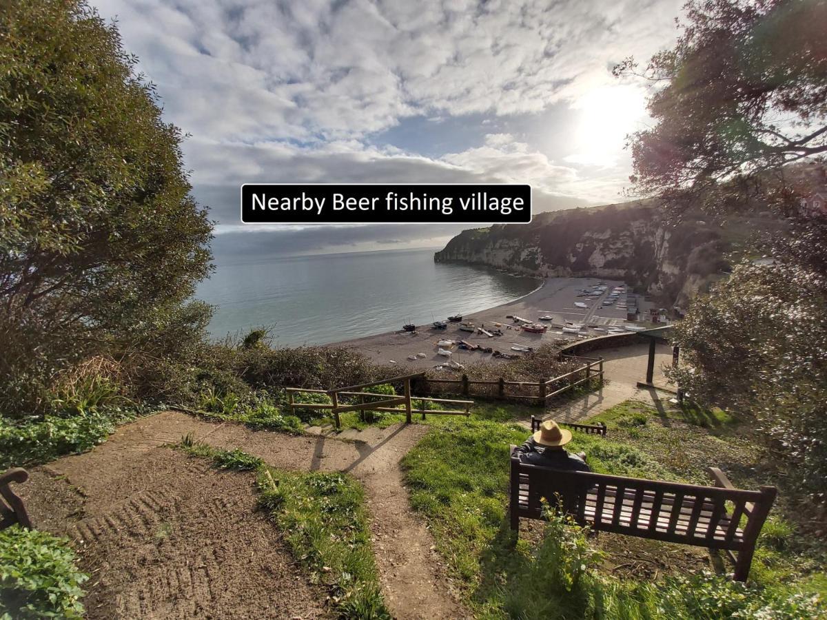 Stunning Countryside Views & Private Balcony! Cozy Room, 3 Miles To Lyme Regis - Free Parking & Wifi Axminster Eksteriør bilde